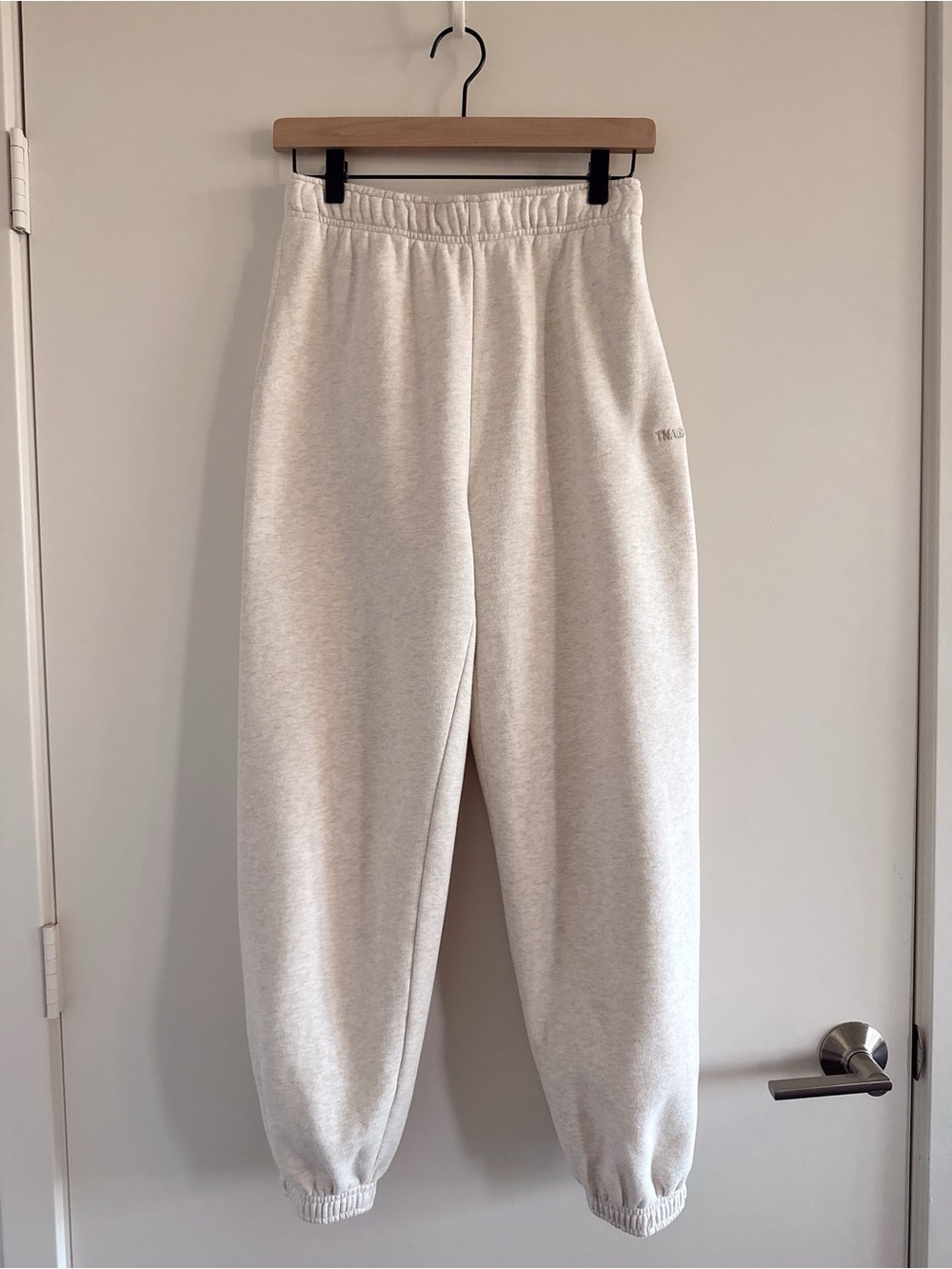 Aritzia TNA Cozy Fleece Mega Sweatpant Heather Light Oatmeal 2XS